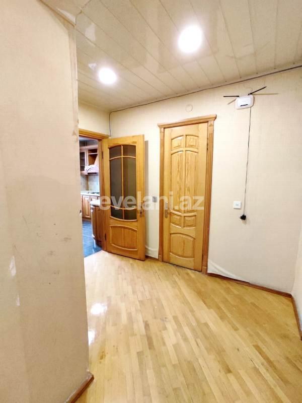 Satılır, köhnə tikili, 2 otaqlı, 58 m², Bakı, Yasamal r, Nizami m.