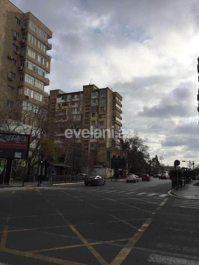 Продаётся, вторичка, 3-комнаты, 154 m², Баку, Сабаильский r, Сахил m.