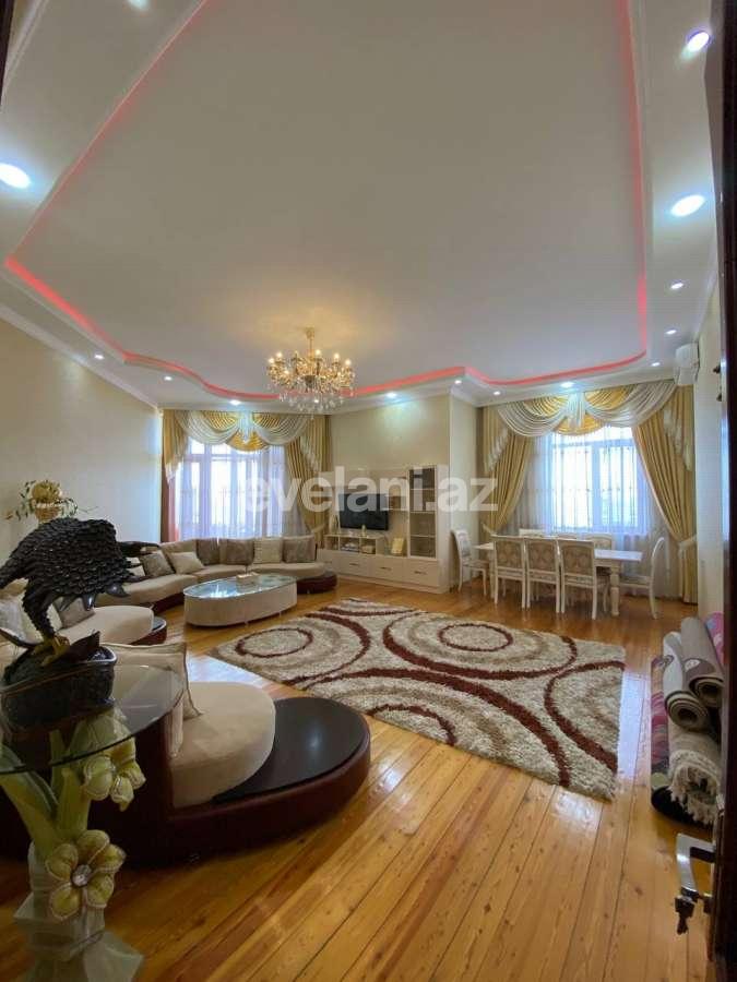 Sale, new building, 4 room, 200 m², Baku, Binagadi r, 8-th microdistrict d, Azadlig prospekti m.