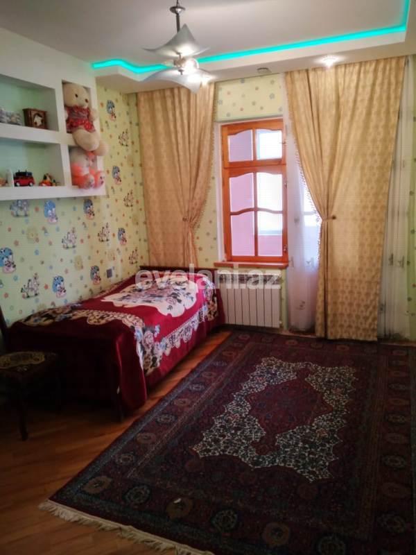 Satılır, köhnə tikili, 4 otaqlı, 1151 m², Bakı, Yasamal r, Yeni Yasamal q.