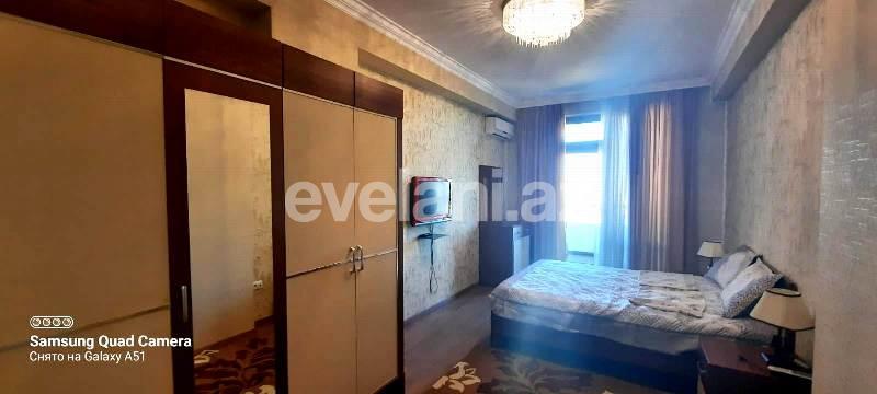 Satılır, yeni tikili, 4 otaqlı, 230 m², Bakı, Səbail r, Sahil m.