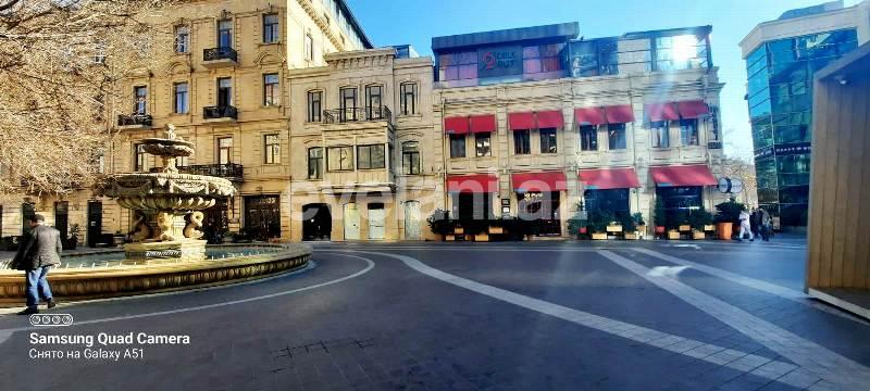 Satılır, yeni tikili, 4 otaqlı, 230 m², Bakı, Səbail r, Sahil m.