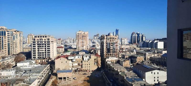 Satılır, yeni tikili, 4 otaqlı, 230 m², Bakı, Səbail r, Sahil m.