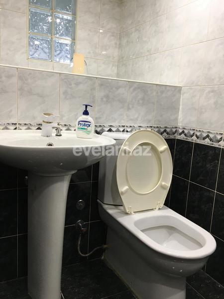 Satılır, köhnə tikili, 4 otaqlı, 120 m², Bakı, Səbail r.