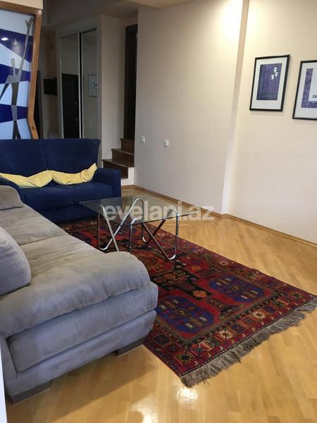 Satılır, köhnə tikili, 4 otaqlı, 120 m², Bakı, Səbail r.