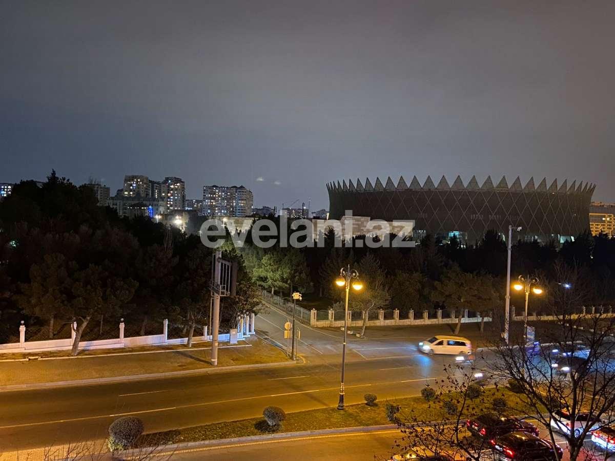 Kirayə verilir, köhnə tikili, 3 otaqlı, 95 m², Bakı, Yasamal r.