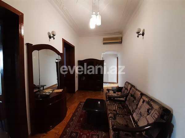 Kirayə verilir, köhnə tikili, 2 otaqlı, 60 m², Bakı, Səbail r, Sahil m.