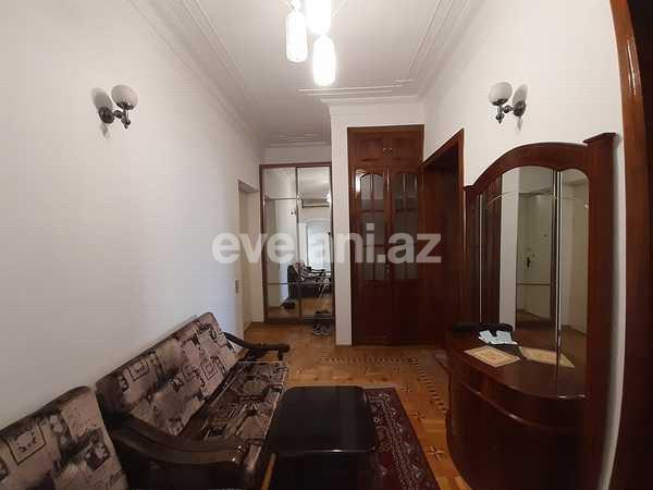Kirayə verilir, köhnə tikili, 2 otaqlı, 60 m², Bakı, Səbail r, Sahil m.