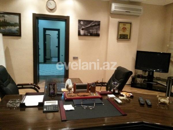 Kirayə verilir, ofis, 7 otaqlı, 240 m², Bakı, Nəsimi r.