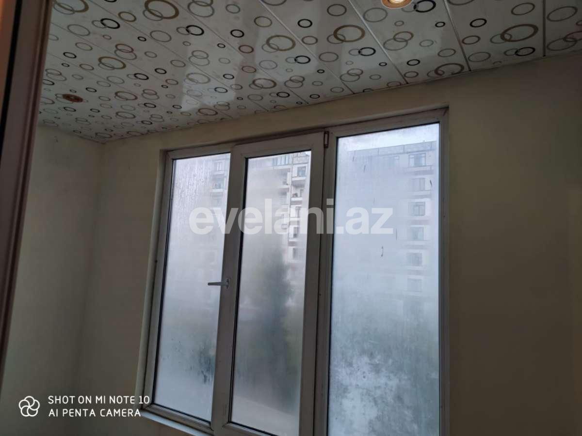 Satılır, köhnə tikili, 2 otaqlı, 35 m², Bakı, Nəsimi r, 4-cü mikrorayon q, Memar Əcəmi m.