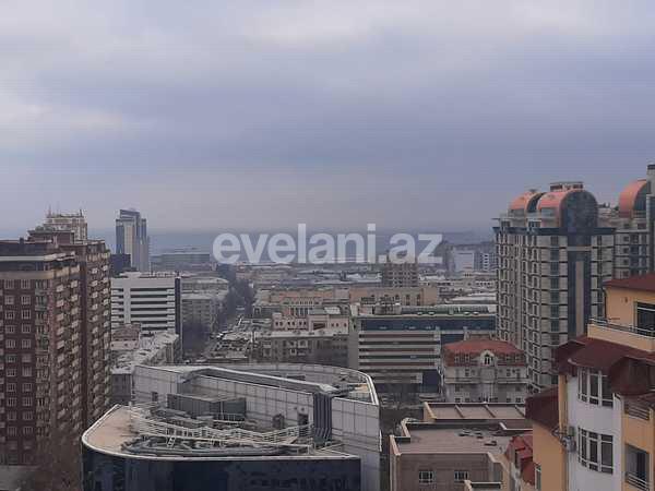 Rent, new building, 3 room, 150 m², Baku, Nasimi r.