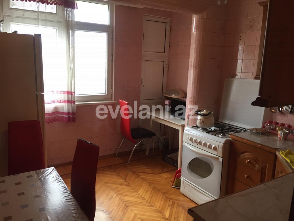 Продаётся, вторичка, 3-комнаты, 90 m², Баку, Насиминский r, 4-й микрорайон p, Мемар Аджеми m.