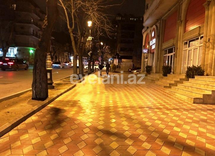 Sale, new building, 3 room, 140 m², Baku, Yasamal r, Nizami m.