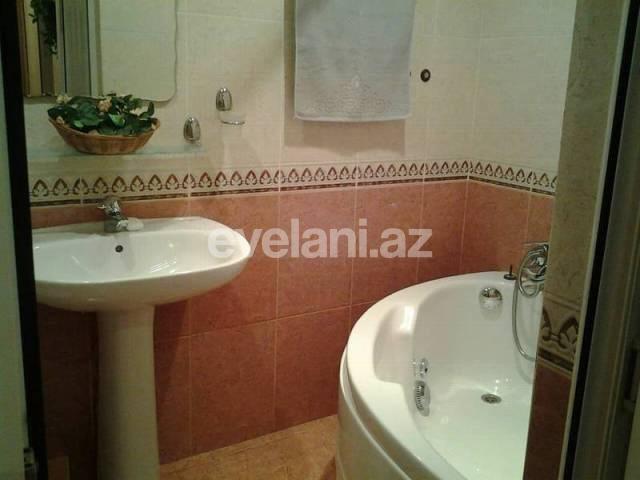 Rent, old building, 2 room, 60 m², Baku, Sabail r.