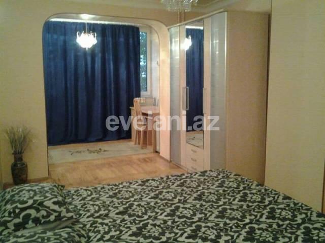 Rent, old building, 2 room, 60 m², Baku, Sabail r.
