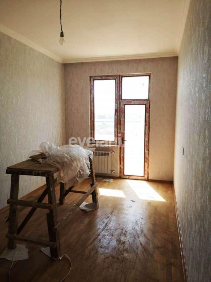 Satılır, yeni tikili, 3 otaqlı, 67 m², Bakı, Nizami r, Qara Qarayev m.