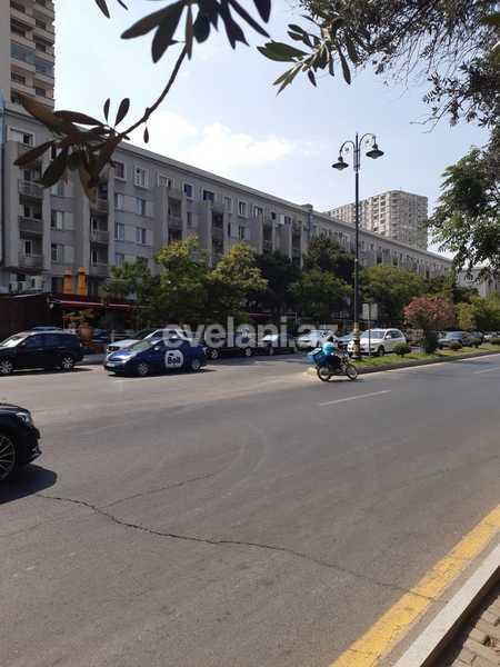 Satılır, köhnə tikili, 2 otaqlı, 48 m², Bakı, Yasamal r.