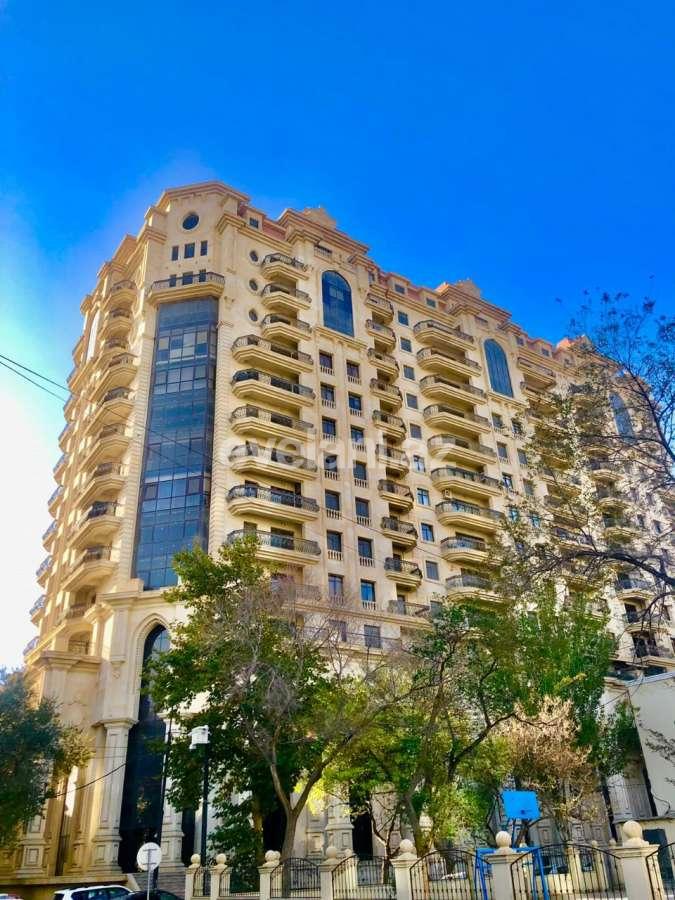 Sale, new building, 3 room, 142 m², Baku, Nasimi r.