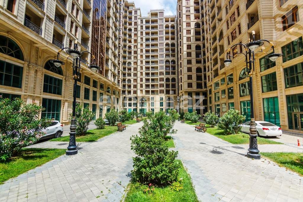 Satılır, yeni tikili, 4 otaqlı, 232 m², Bakı, Səbail r.