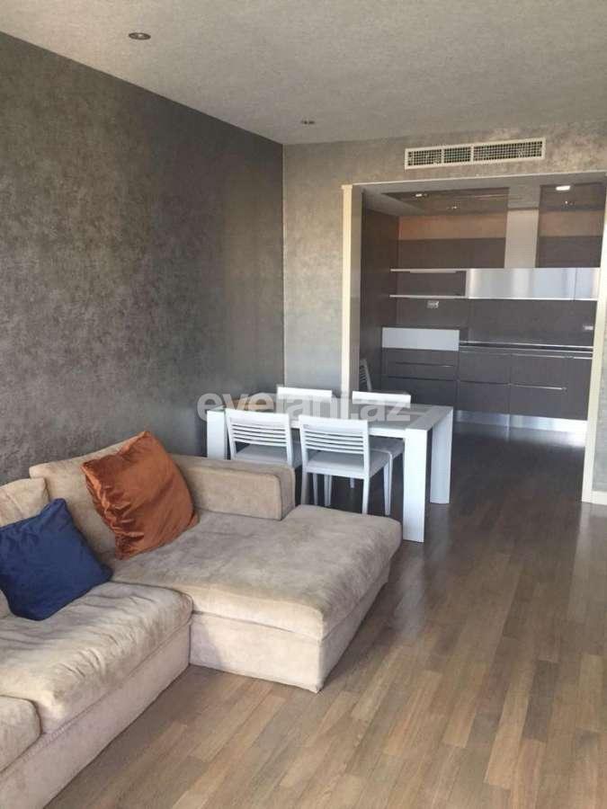 Satılır, yeni tikili, 2 otaqlı, 80 m², Bakı, Səbail r.