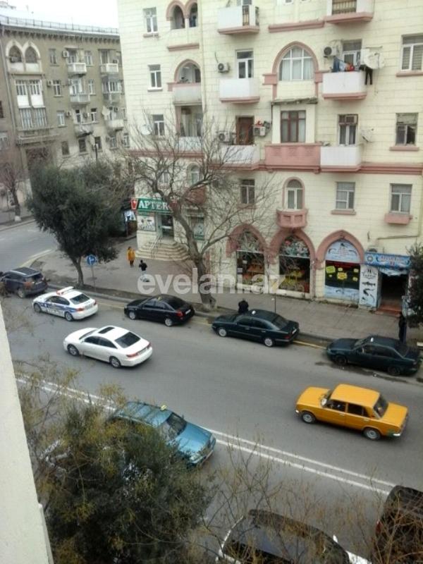 Satılır, köhnə tikili, 3 otaqlı, 102 m², Bakı, Nərimanov r, Nəriman Nərimanov m.