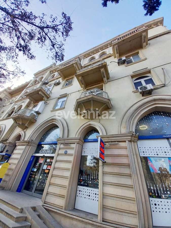 Satılır, köhnə tikili, 2 otaqlı, 45 m², Bakı, Yasamal r.