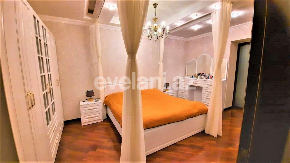 Satılır, köhnə tikili, 3 otaqlı, 75 m², Bakı, Nizami r, Xalqlar Dostluğu m.