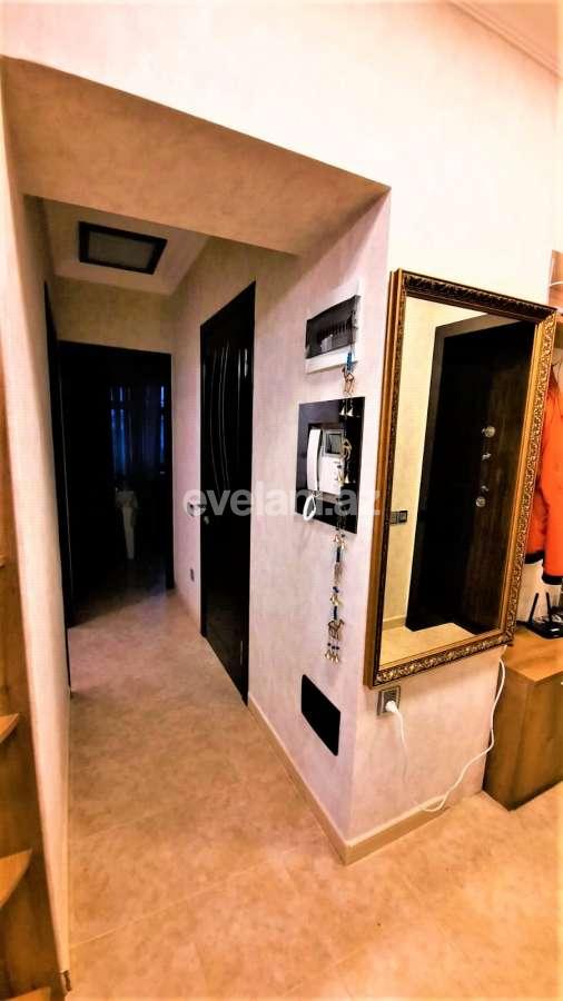 Satılır, köhnə tikili, 3 otaqlı, 75 m², Bakı, Nizami r, Xalqlar Dostluğu m.