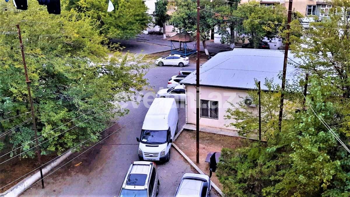 Satılır, köhnə tikili, 3 otaqlı, 75 m², Bakı, Nizami r, Xalqlar Dostluğu m.