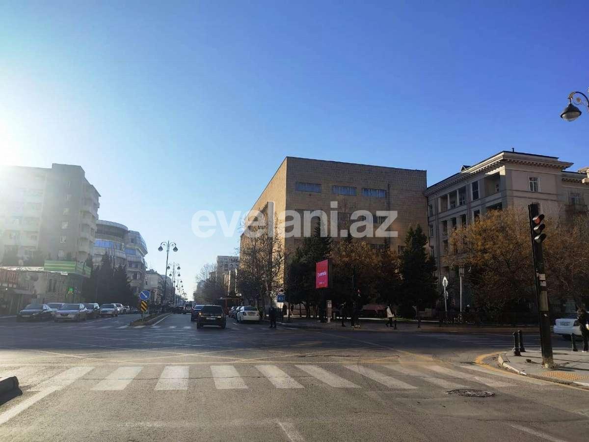 Satılır, obyekt, 210 m², Bakı, Nərimanov r.