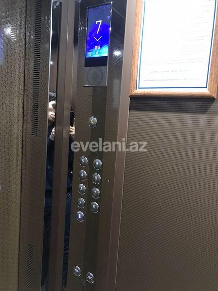 Satılır, köhnə tikili, 2 otaqlı, 70 m², Bakı, Yasamal r.