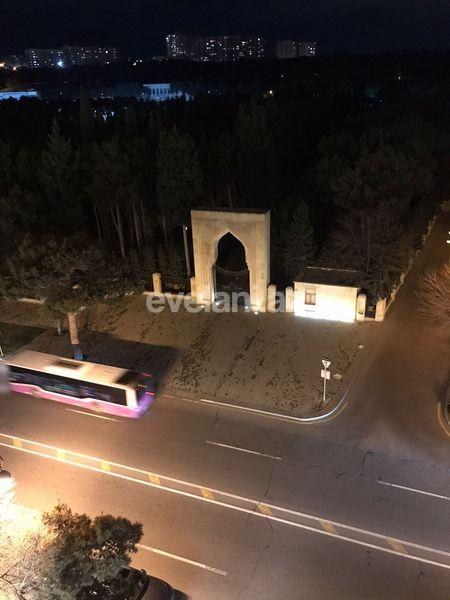 Satılır, köhnə tikili, 2 otaqlı, 70 m², Bakı, Yasamal r.