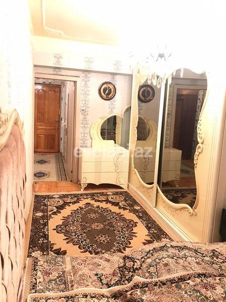 Satılır, köhnə tikili, 2 otaqlı, 70 m², Bakı, Yasamal r.