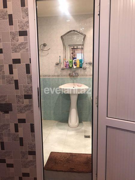 Satılır, köhnə tikili, 2 otaqlı, 70 m², Bakı, Yasamal r.