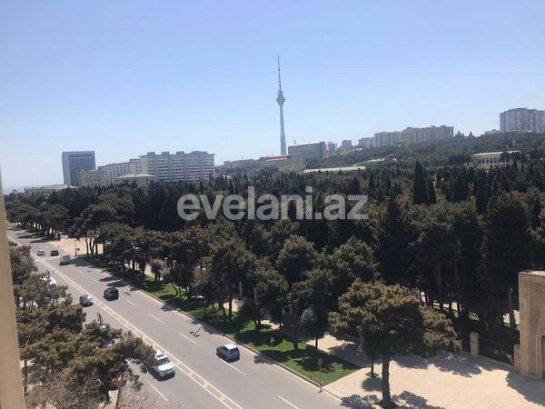 Satılır, köhnə tikili, 2 otaqlı, 70 m², Bakı, Yasamal r.