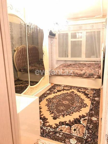 Satılır, köhnə tikili, 2 otaqlı, 70 m², Bakı, Yasamal r.