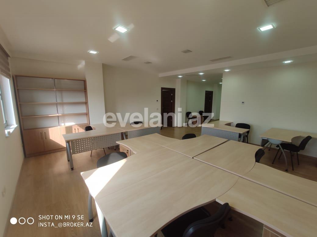 Rent, office, 4 room, 200 m², Baku, Khatai r.