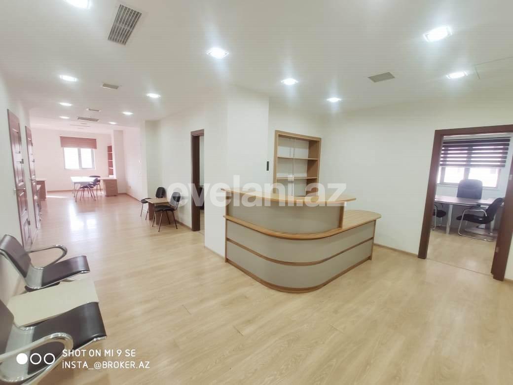 Rent, office, 4 room, 200 m², Baku, Khatai r.
