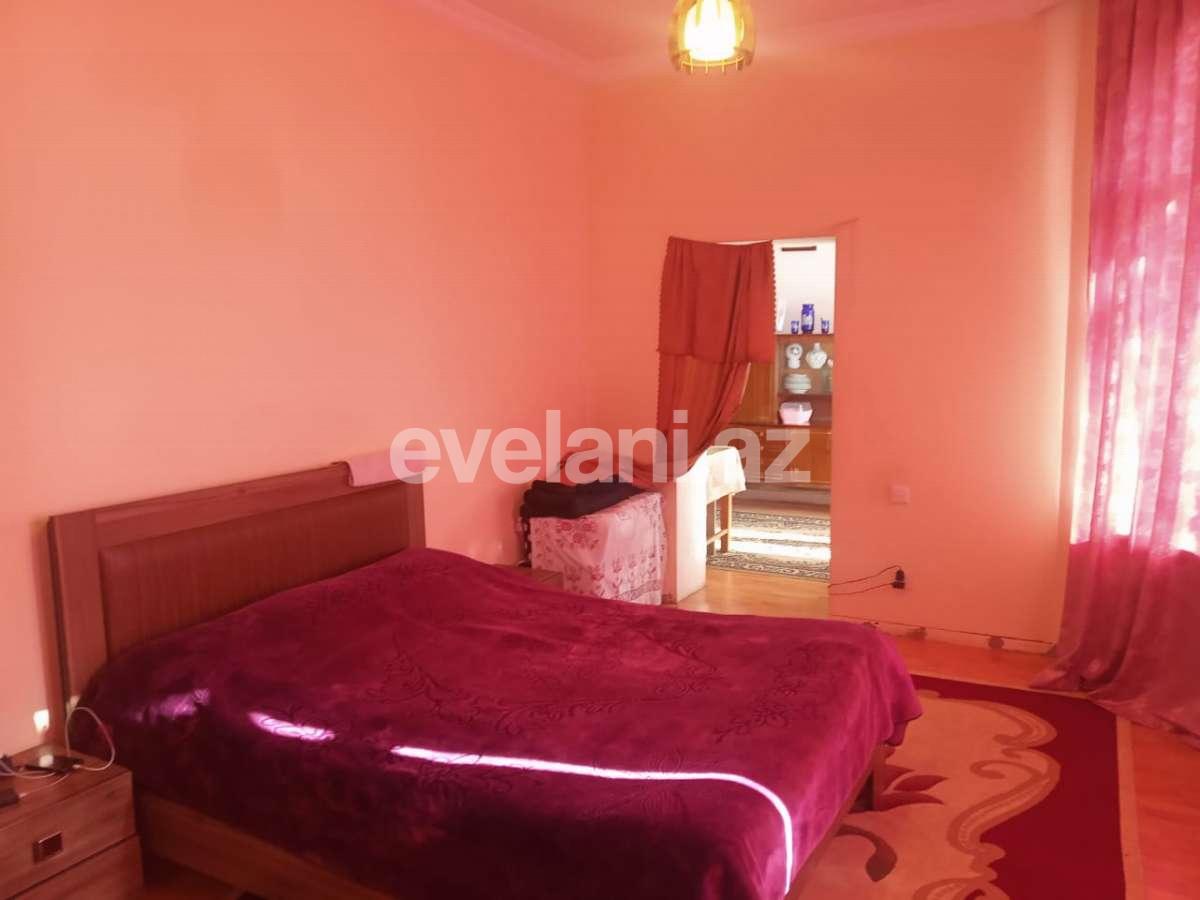 Satılır, həyət evi / bağ, 6 otaqlı, 400 m², Bakı, Binəqədi r, Azadlıq prospekti m.