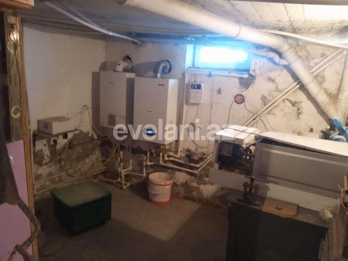 Satılır, həyət evi / bağ, 6 otaqlı, 400 m², Bakı, Binəqədi r, Azadlıq prospekti m.