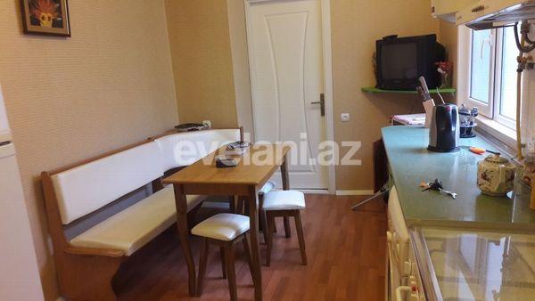 Kirayə verilir, köhnə tikili, 2 otaqlı, 60 m², Bakı, Səbail r.