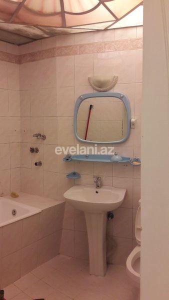 Kirayə verilir, köhnə tikili, 2 otaqlı, 60 m², Bakı, Səbail r.