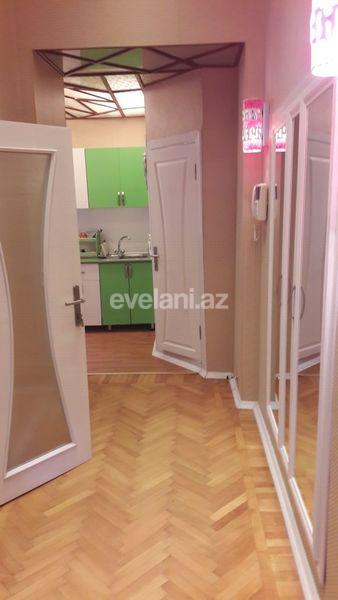 Kirayə verilir, köhnə tikili, 2 otaqlı, 60 m², Bakı, Səbail r.