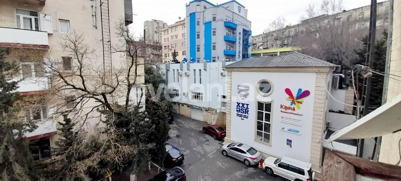 Satılır, köhnə tikili, 2 otaqlı, 45 m², Bakı, Yasamal r.