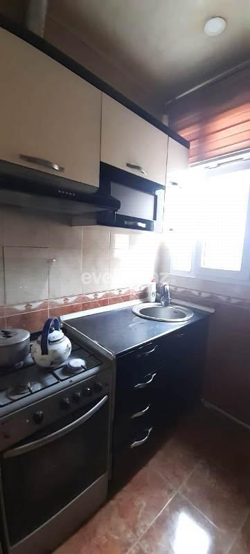 Satılır, köhnə tikili, 2 otaqlı, 45 m², Bakı, Yasamal r.