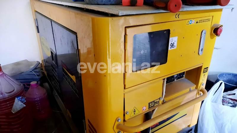 Satılır, villa, 6 otaqlı, 380 m², Bakı, Abşeron r.