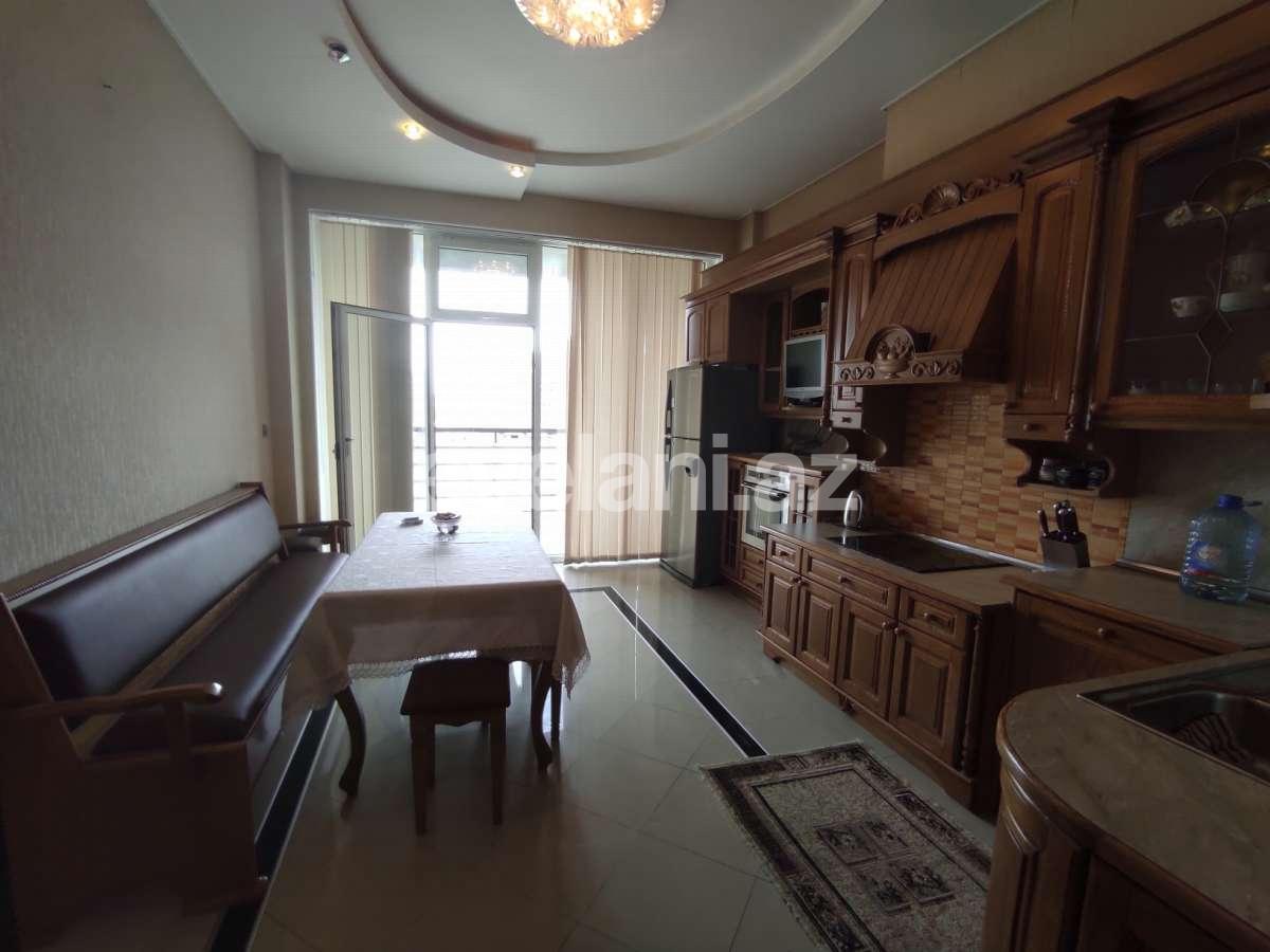 Sale, new building, 4 room, 250 m², Baku, Nasimi r.