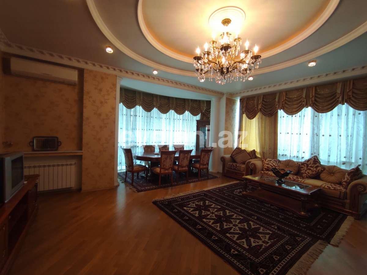Sale, new building, 4 room, 250 m², Baku, Nasimi r.