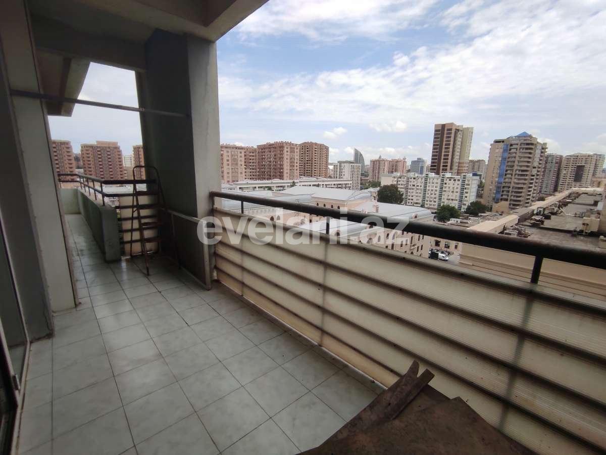 Sale, new building, 4 room, 250 m², Baku, Nasimi r.
