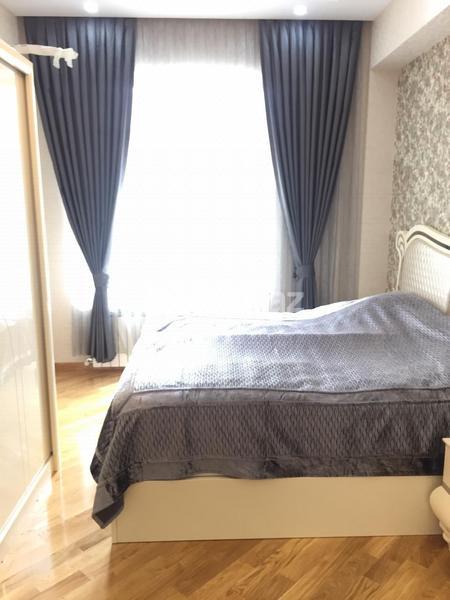 Rent, new building, 4 room, 140 m², Baku, Khatai r.